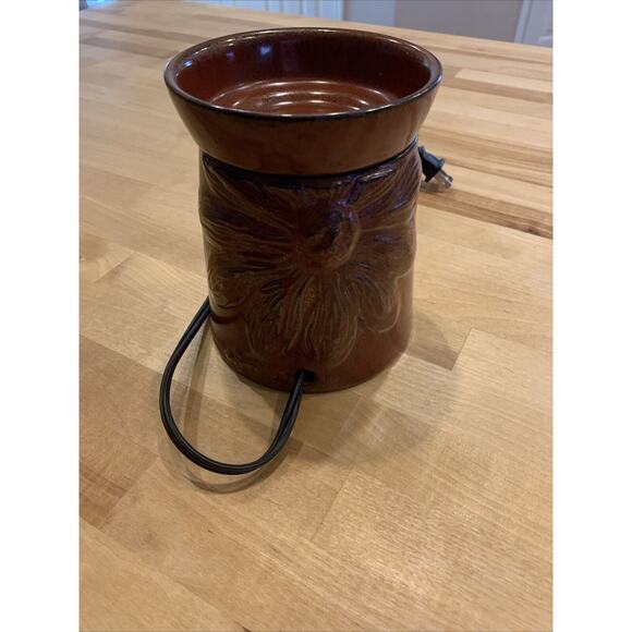 Boho Chic Full Size Scentsy Wax Warmer Bronze/ Brick Red Color Retired - Picture 3 of 10